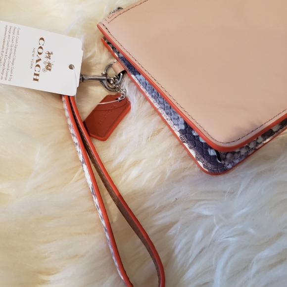 Coach Large Double Zip Wristlet - Picture 4 of 14